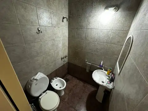 Depto Tipo Casa en Venta 50 años