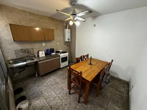 Depto Tipo Casa 3 ambientes con 1 baño