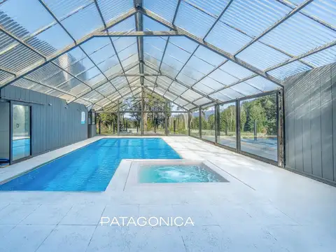 VENTA  castillo hotel 943,40m2 sobre la ruta 40