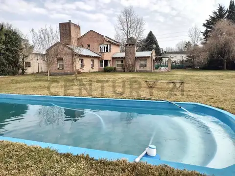 Casa en Venta en Villa Elisa, USD 290.000