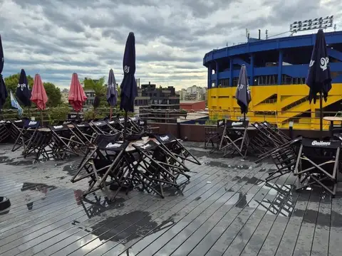 Suarez e/ Doctor del Valle Iberlucea y Juan de Dios Filiberto