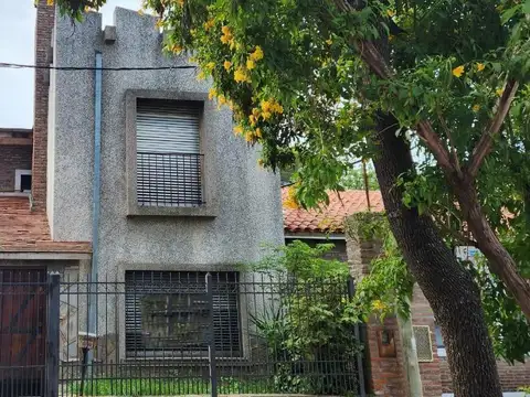 WARNES AL 1000 VENTA CASA 3 DORMITORIOS EN BARRIO ALBERDI - ROSARIO