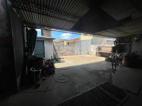 Local en Venta 40 años