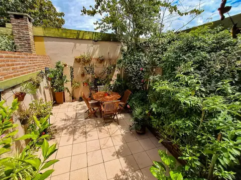 Depto Tipo Casa en Venta con 1 cocheras