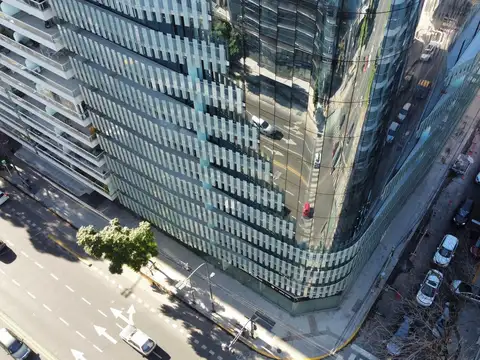 Venta Oficina frente en Libertador Belgrano