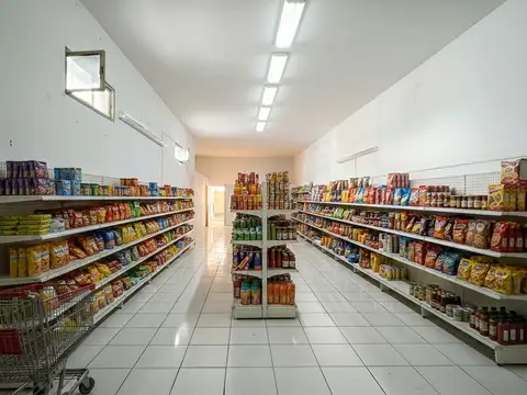Excelente Local Comercial en Alquiler en Zona Estratégica de Lanús Oeste