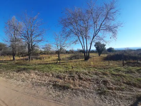 Terreno en Venta 140  mts Frente