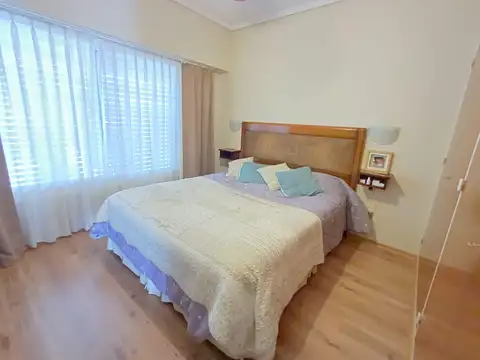 Casa 6 ambientes con 4 baños