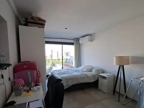 Ov. Lagos  1012, Lourdes