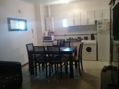 Depto 3 amb c/balcon y COCHERA CUBIERTA