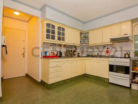 Buenos Aires 1200, Piso 6