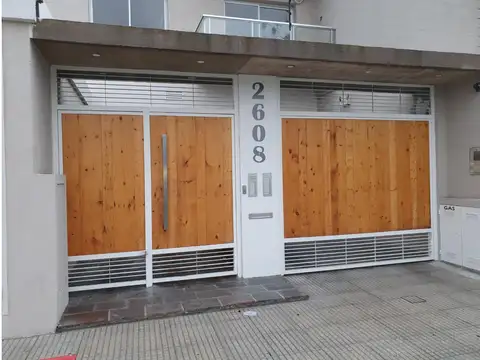 Departamento 2 ambientes con 2 cocheras - Lanus Oeste.