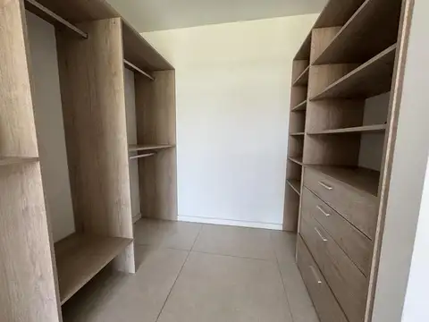 Departamento en Alquiler en San Isidro, USD 1.400