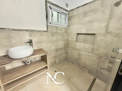 Casa 4 ambientes con 2 baños