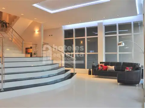 Hotel 3* en venta - Muy buen estado - 22 Hab - A 50 km de Paraná