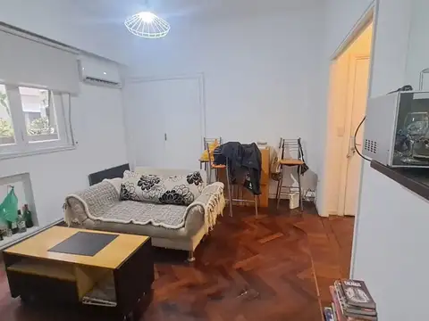 Esparza 100, Piso 2do