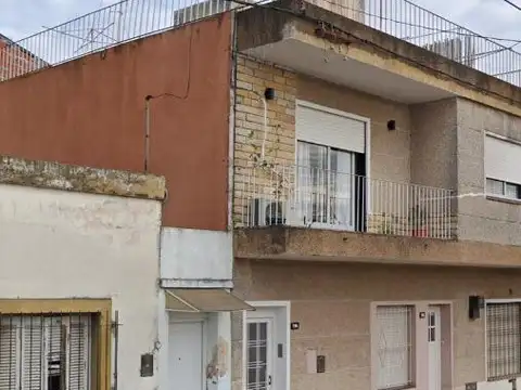 Depto Tipo Casa en Venta de 3 ambientes