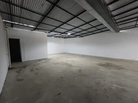 VENTA HERMOSO SALON COMERCIAL DOBLE INGRESO V. DE OBLIGADO 4729