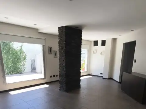Depto Tipo Casa 4 ambientes con 1 baño