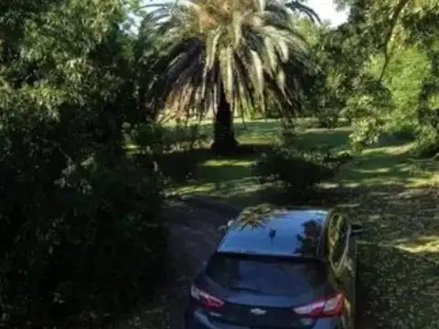 Chacra en venta - 7 Dormitorios 3 Baños - Cochera - 80.000Mts2 - Magdalena