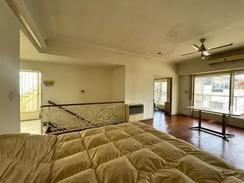 CASA MULTIFAMILIAR 8 AMB VENTA PARQUE AVELLANEDA