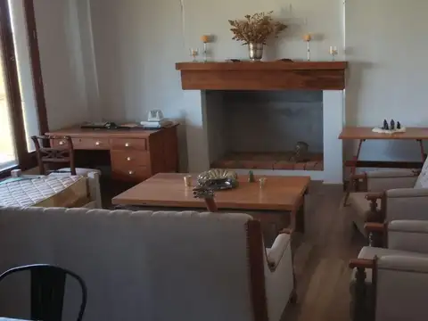 Casa de fin de semana en barrio privado.