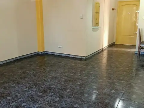 Avenida Juan Bautista Alberdi 6200, Piso 1