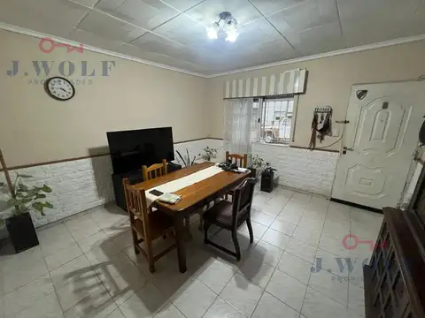 Depto Tipo Casa en Venta de 3 ambientes