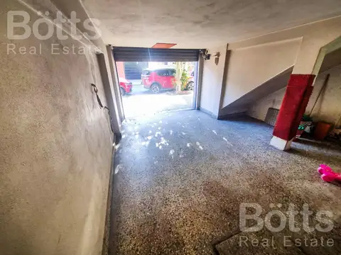 Depto Tipo Casa en Venta con 1 cocheras
