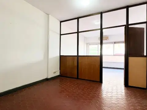 Oficina en Venta en Monserrat, USD 35.000