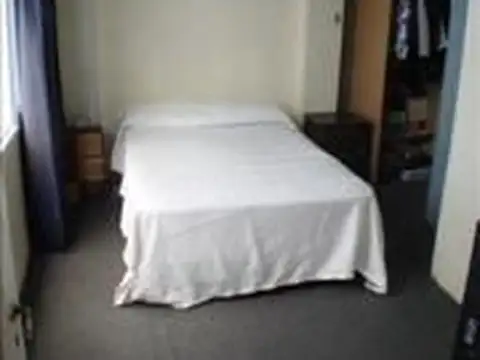 Depto Tipo Casa 4 ambientes con 2 baños