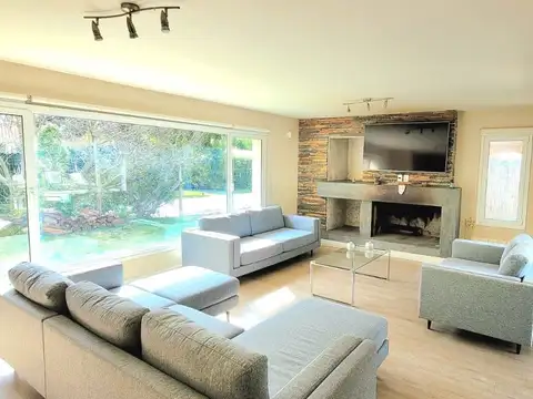 Casa en venta  en Beverly Hills