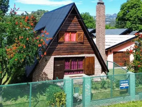 Venta - Casa en el centro con lote de 360 m2