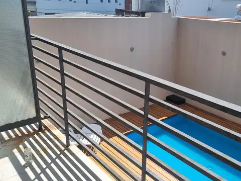 Lindisimo Monoambiente al Cfte.- 37 mts .- c/Balcòn.- Apto Prof.- Luz y Sol, Amenities!