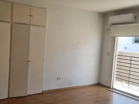 Av Triunvirato 3100, Piso 2