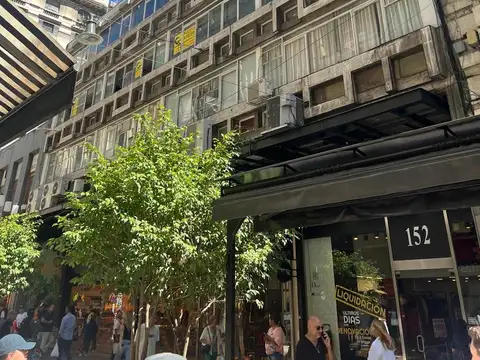 Oficina en Venta 60 años