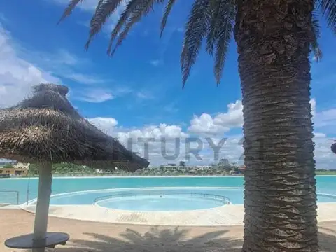 Terreno en Venta 30  mts Fondo