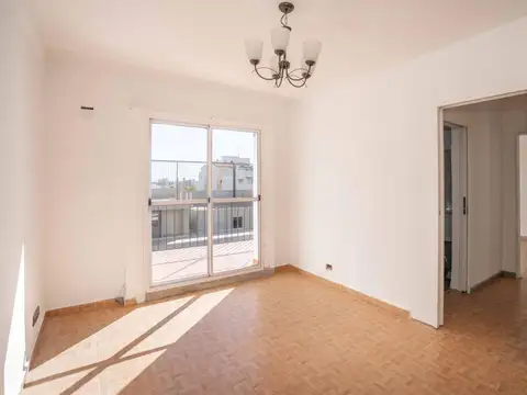 Alquiler Departamento 3 Ambientes Amplio Balcón Corrido Piso Alto, Saavedra. E-FURIO.