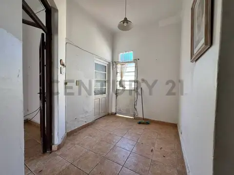 Casa de 2 Dormitorios en Venta en Berisso