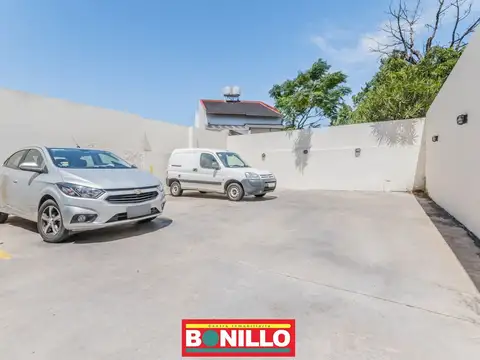 Cochera venta Villa Pueyrredón