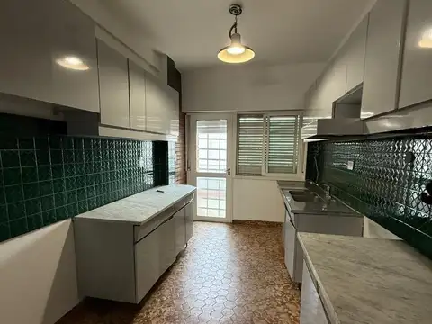 Departamento en Alquiler en Ramos Mejia, $ 1.400.000