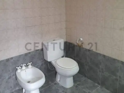 33 entre 140 y 141 , Piso 0