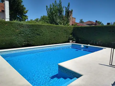 Casa en Alquiler de 3 dormitorios