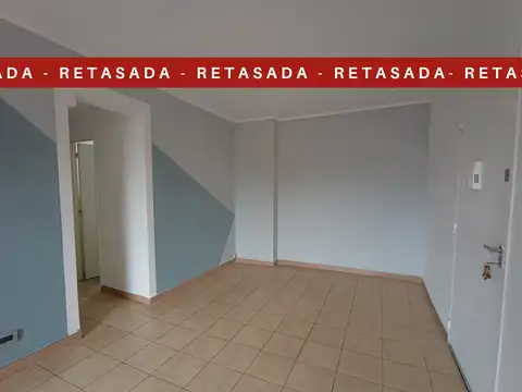 RETASADO - Departamento cuatro ambientes en muy buen estado