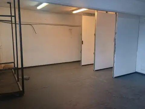 Galpon en Alquiler 10  mts Frente