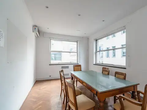 Oficina en Venta con 2 cocheras