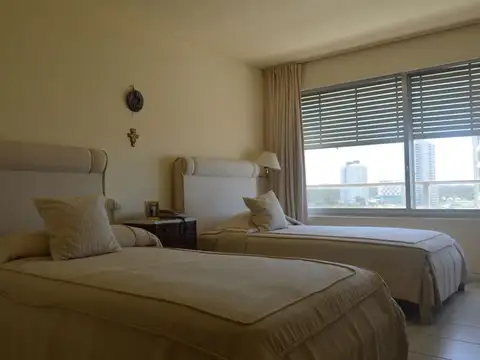 Departamento 4 ambientes con 4 baños