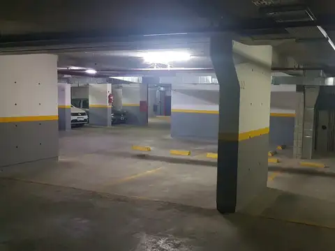 Cochera en Alquiler para coche grande