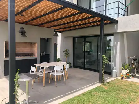 Casa en  EL NAUDIR VENTA MB