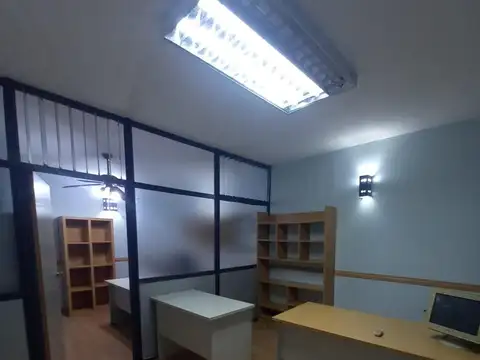 Oficina en Alquiler en San Nicolás, $ 250.000
